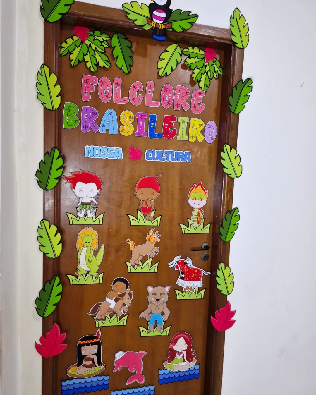 Decoração de porta e bambolê – Folclore Brasileiro – Loja – Pro Dani ...