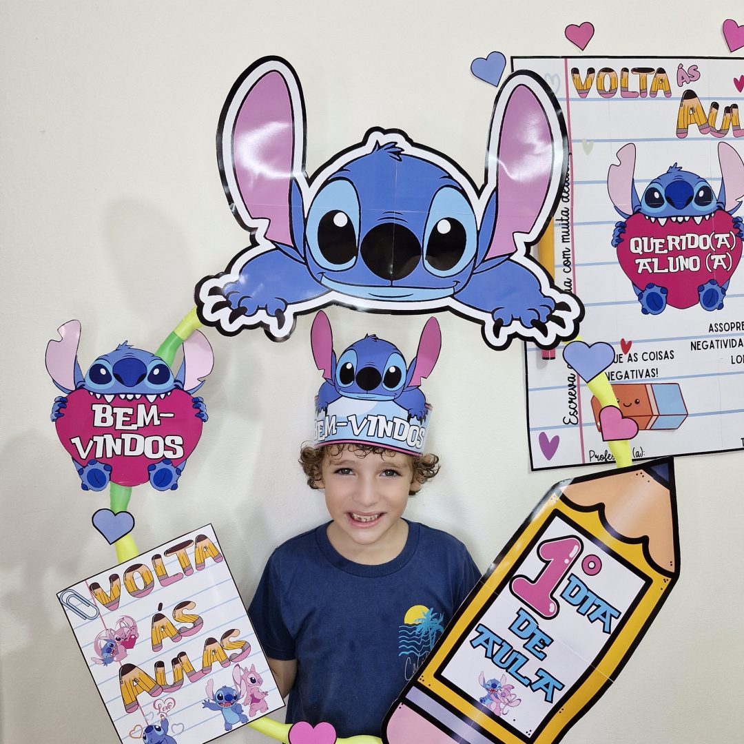 Kit Stitch - Bambolê, painel e Lembrancinha